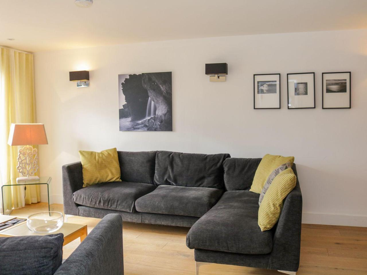 Gara Rock - Garden Apartment 7, Salcombe Exterior photo